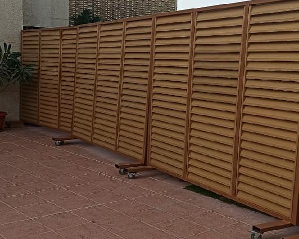 سواتر في جدة